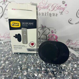OtterBox MagSafe car vent phone mount black with box moveable vent holder clip